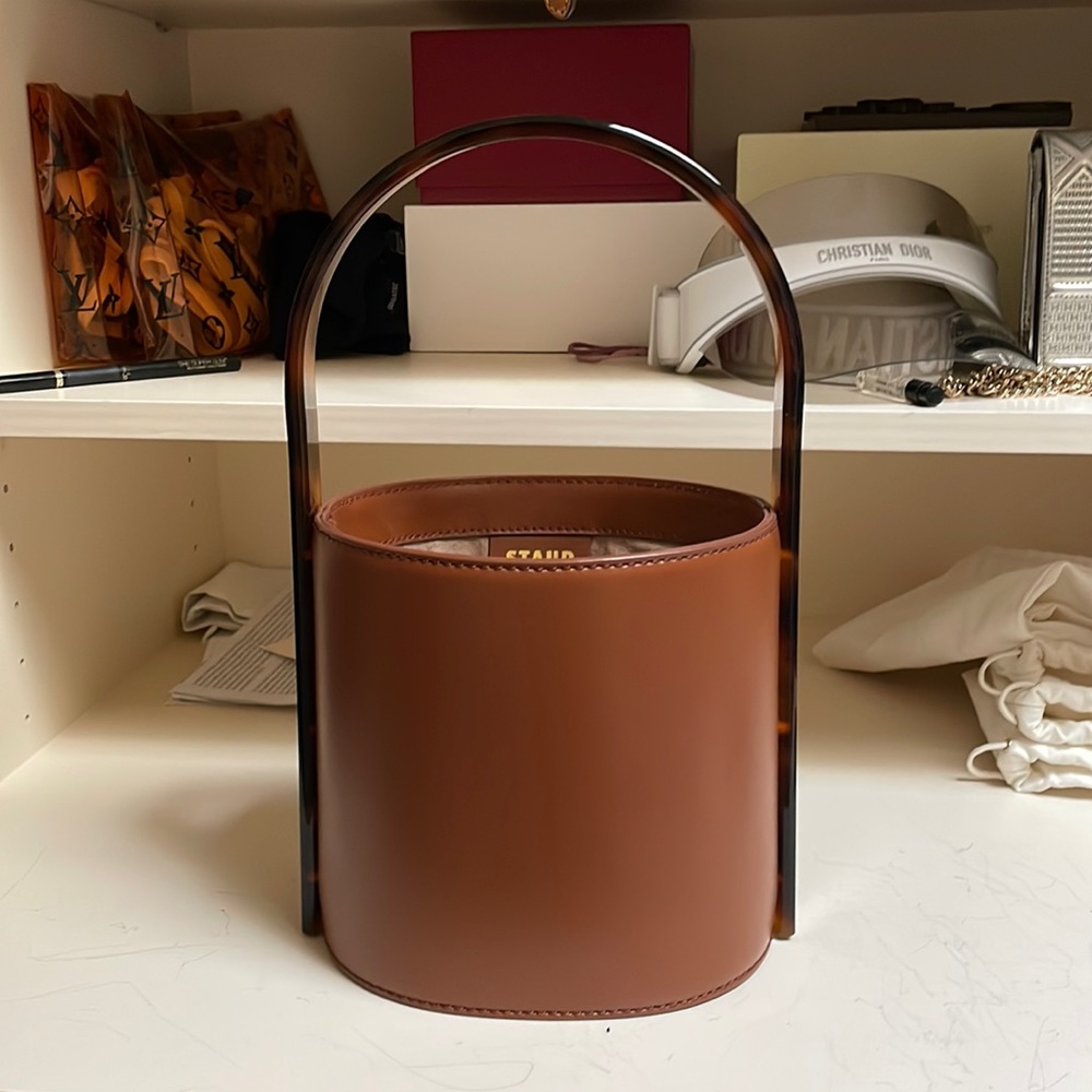 Staud camel calfskin bucket bag with acrylic handle, in excellent condition